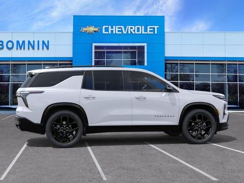 Polar White 2026 Chevrolet Traverse RS