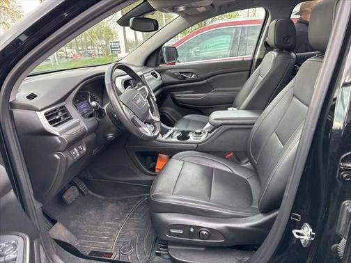 2022 GMC Acadia AWD SLT