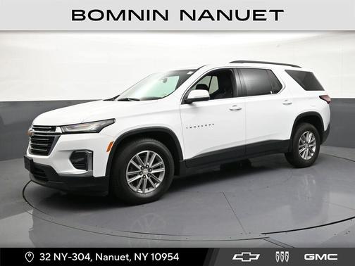 Summit White 2023 Chevrolet Traverse LT Cloth