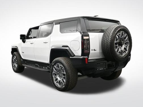 Interstellar White 2026 GMC HUMMER EV SUV 3X
