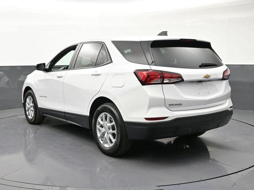 Summit White 2024 Chevrolet Equinox LS