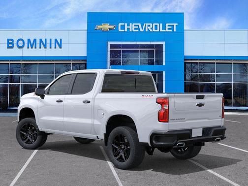Summit White 2026 Chevrolet Silverado 1500 LT Trail Boss