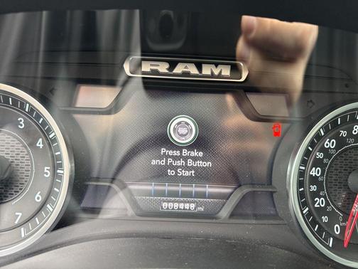 2024 RAM 1500 Laramie