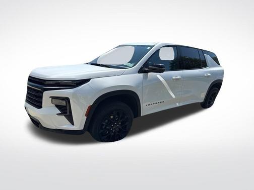 2024 Chevrolet Traverse LS