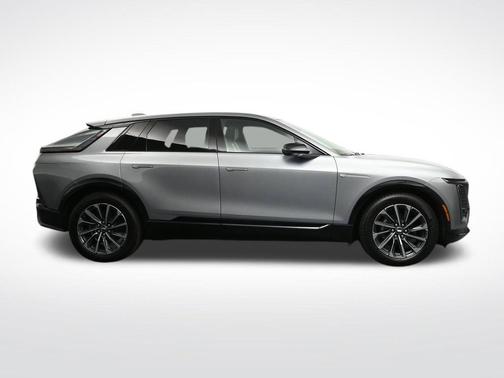 Argent Silver Metallic 2026 Cadillac LYRIQ Sport