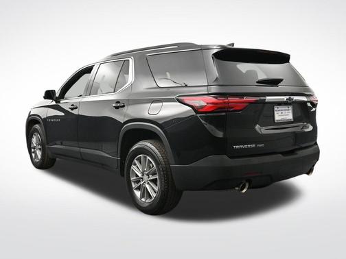 Mosaic Black Metallic 2023 Chevrolet Traverse LT Leather