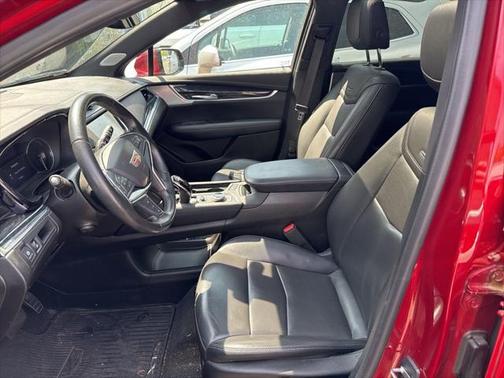 2022 Cadillac XT5 Premium Luxury