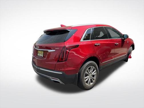 2022 Cadillac XT5 Premium Luxury