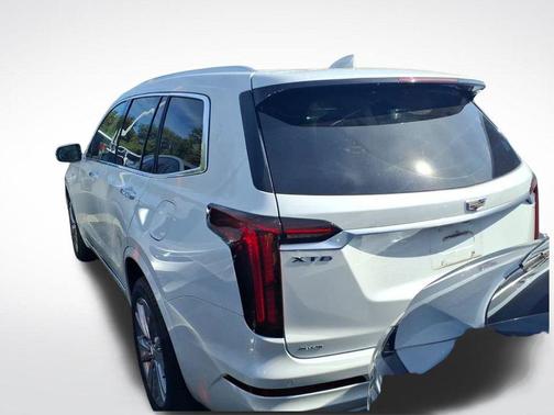 2023 Cadillac XT6 Premium Luxury AWD