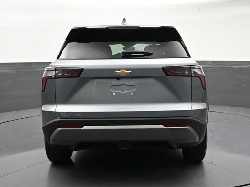 Sterling Gray Metallic 2026 Chevrolet Equinox 1LT