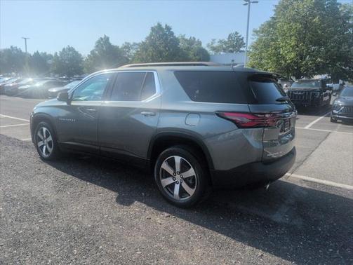 2022 Chevrolet Traverse LT Leather