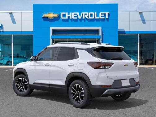 Summit White 2026 Chevrolet Trailblazer LT