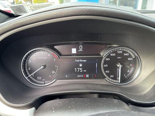 2021 Cadillac XT4 Premium Luxury