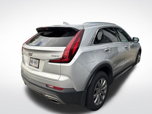 2021 Cadillac XT4 Premium Luxury