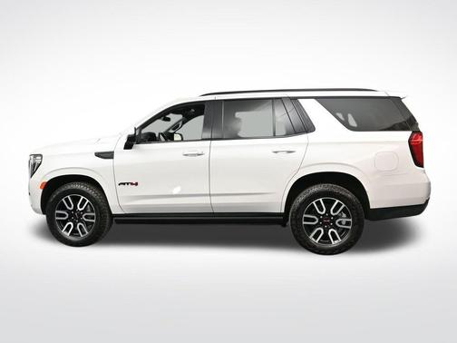 White Frost Tricoat 2023 GMC Yukon 4WD AT4