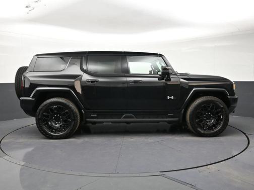 Void Black 2026 GMC HUMMER EV SUV 2X