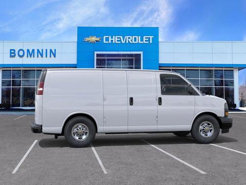 2025 Chevrolet Express 2500 RWD 2500 Regular Wheelbase WT