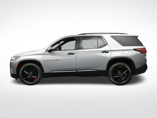 Sterling Gray Metallic 2023 Chevrolet Traverse Premier