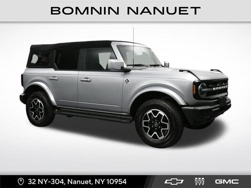 2024 Ford Bronco Outer Banks