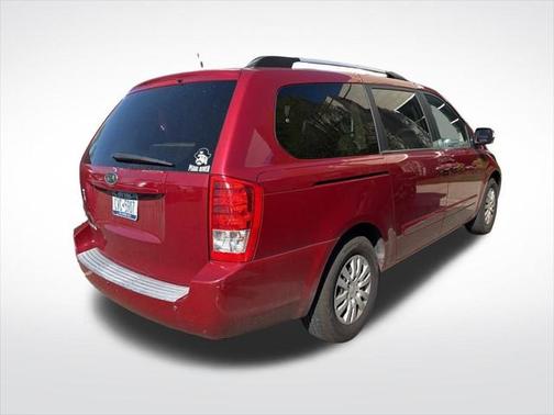 2011 Kia Sedona LX