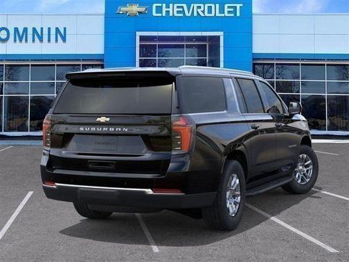 2025 Chevrolet Suburban LS