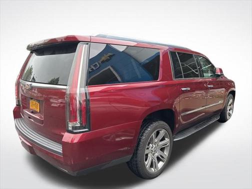 2018 Cadillac Escalade ESV Luxury