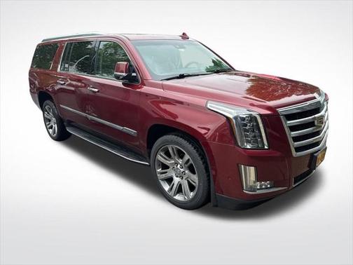 2018 Cadillac Escalade ESV Luxury
