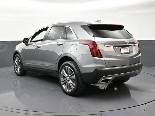 Argent Silver Metallic 2026 Cadillac XT5 Premium Luxury