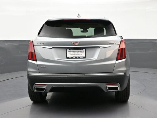 Argent Silver Metallic 2026 Cadillac XT5 Premium Luxury