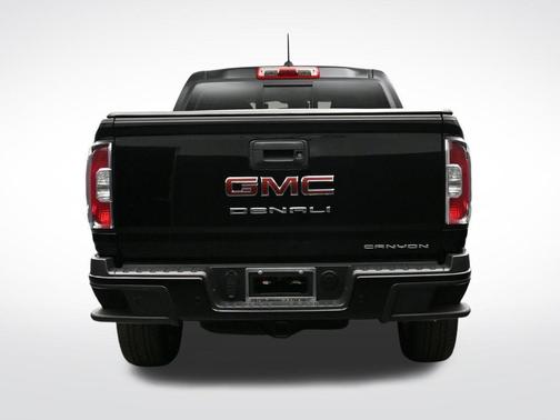 2022 GMC Canyon Denali