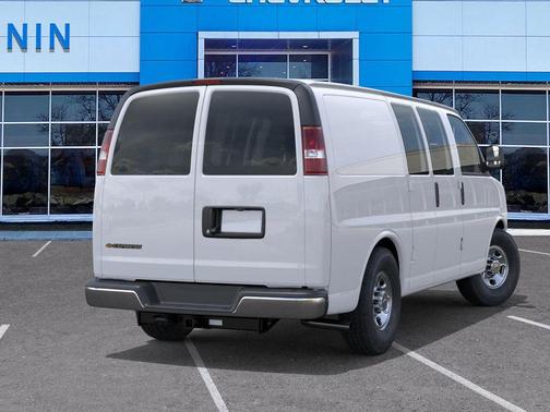 2025 Chevrolet Express 2500 RWD 2500 Regular Wheelbase WT