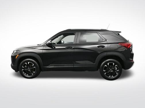 Mosaic Black Metallic 2023 Chevrolet Trailblazer LT