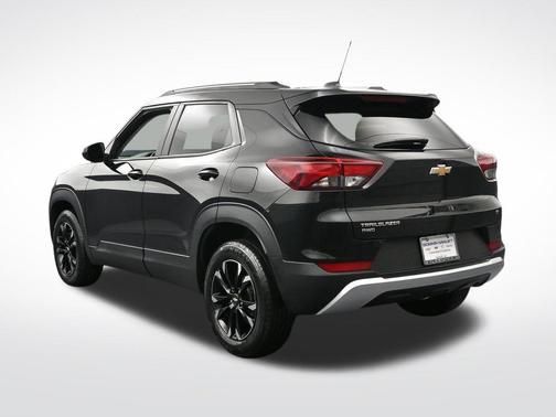 Mosaic Black Metallic 2023 Chevrolet Trailblazer LT