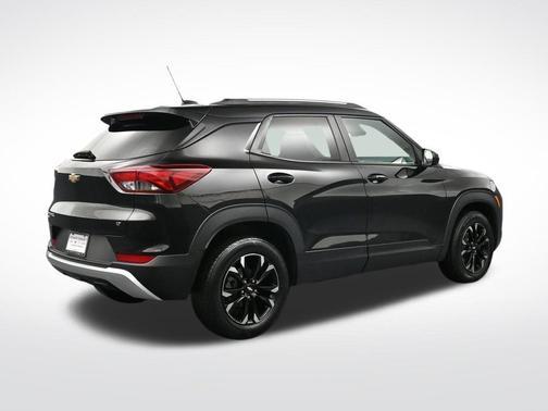Mosaic Black Metallic 2023 Chevrolet Trailblazer LT