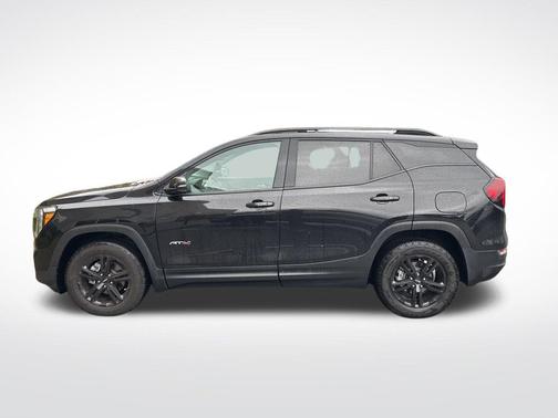 2022 GMC Terrain AWD AT4