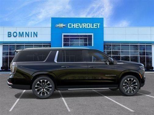 2025 Chevrolet Suburban 4WD High Country
