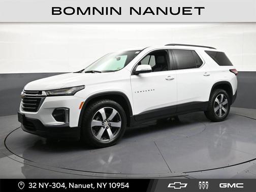 Summit White 2023 Chevrolet Traverse LT Leather