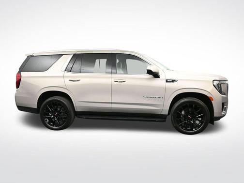 Pearl Beige Metallic 2023 GMC Yukon SLE