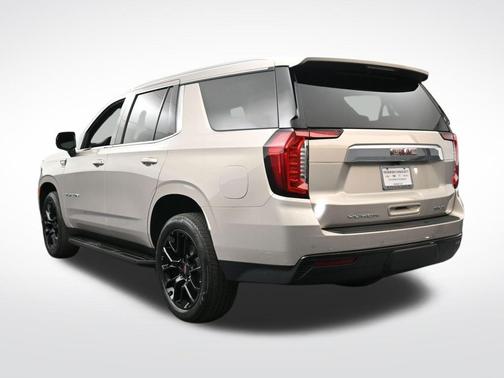 Pearl Beige Metallic 2023 GMC Yukon SLE
