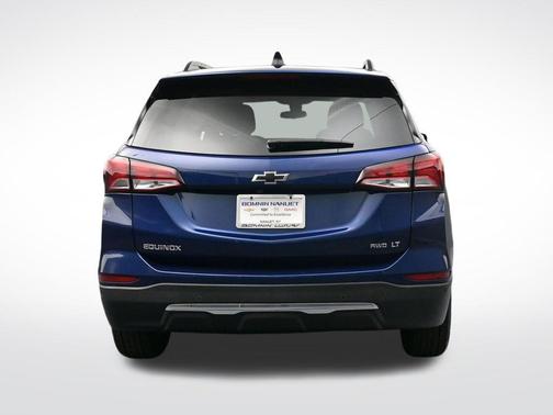 Blue Glow Metallic 2023 Chevrolet Equinox 1LT