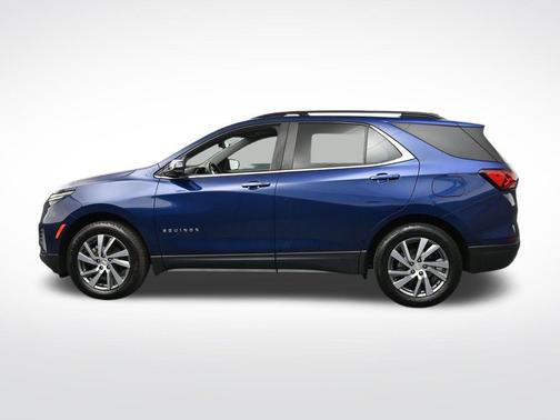 Blue Glow Metallic 2023 Chevrolet Equinox 1LT