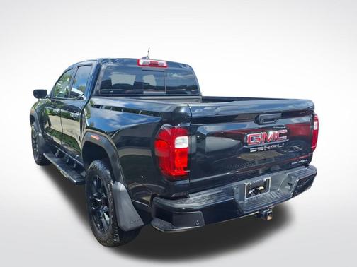 2023 GMC Canyon Denali