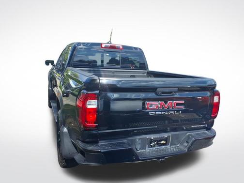 2023 GMC Canyon Denali