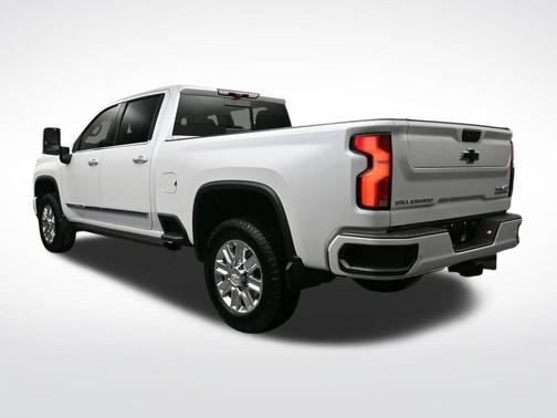 2025 Chevrolet Silverado 2500 High Country