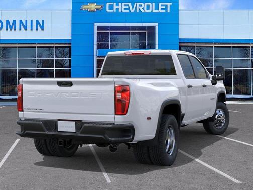 2025 Chevrolet Silverado 3500 WT