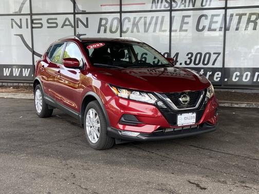 2022 Nissan Rogue Sport SV