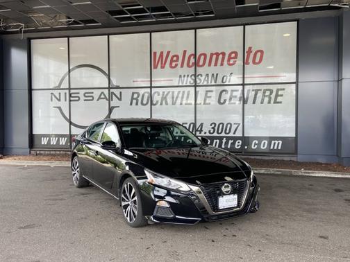 2022 Nissan Altima 2.5 SR