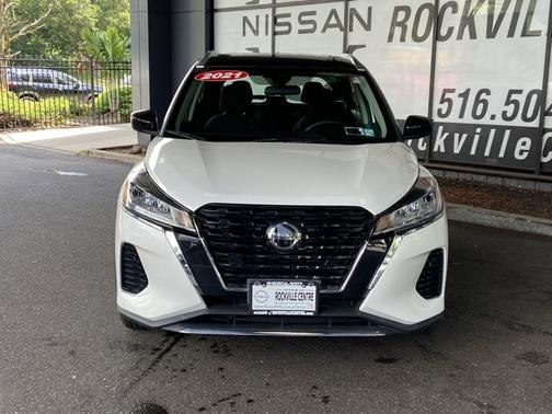 2021 Nissan Kicks SV