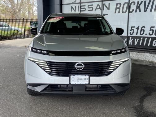 Brilliant Silver Metallic 2025 Nissan Murano SV