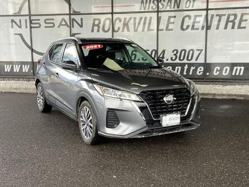 Gun Metallic 2021 Nissan Kicks SV